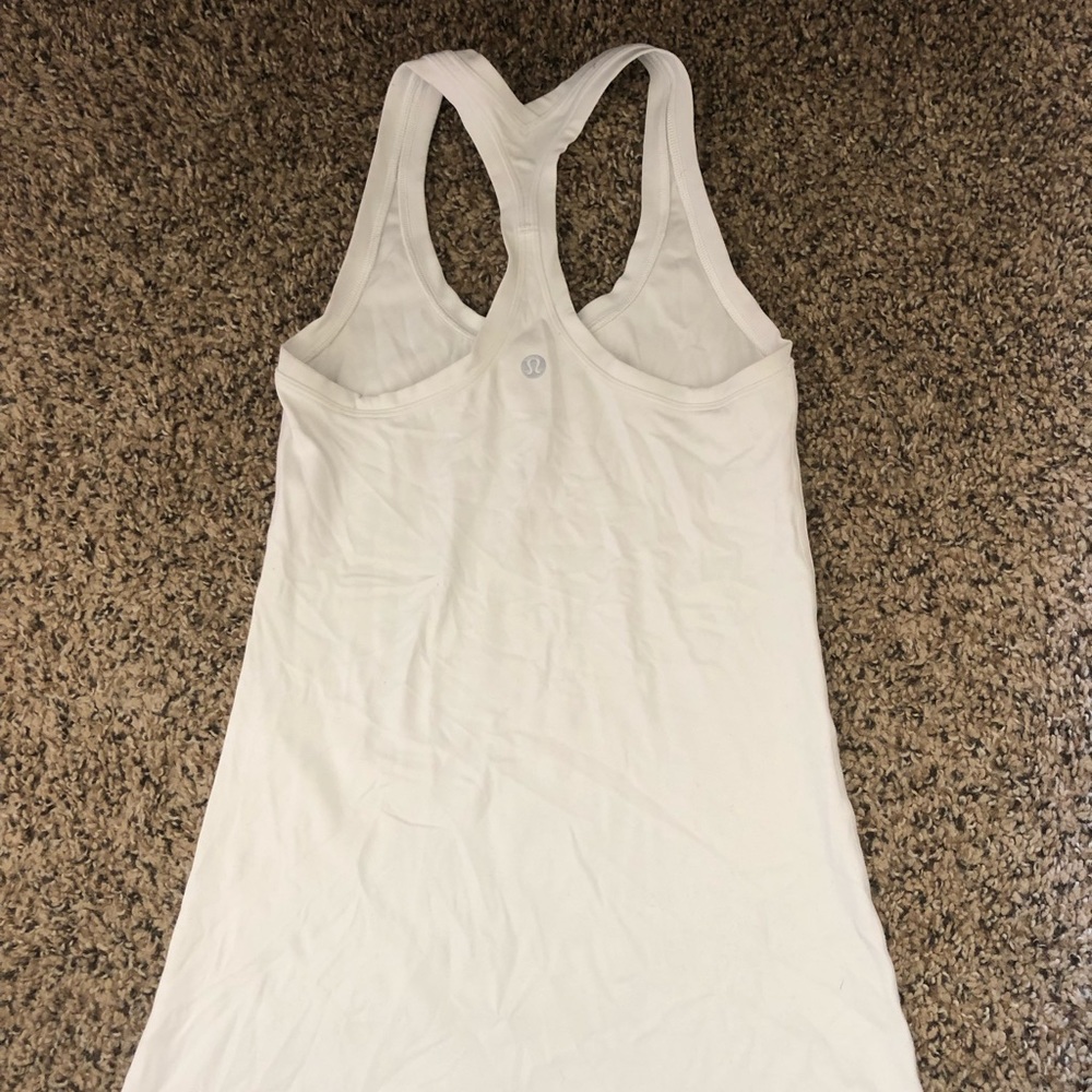 Basic white Lululemon Top!
